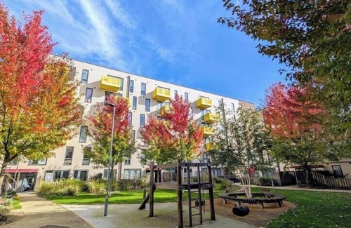 St. Dunstan's Apartamento | Modern East London Apt, 3 bedrooms, 2 Bathrooms