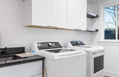 North Charlotte Casa | Modern Elegance in Charlotte