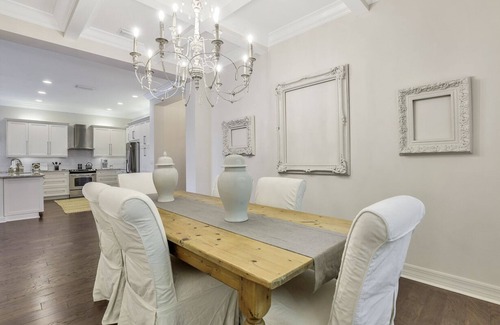 Naples Casa | HOGAR ELEGANTE MODERNO: aireado, despejado y tranquilo