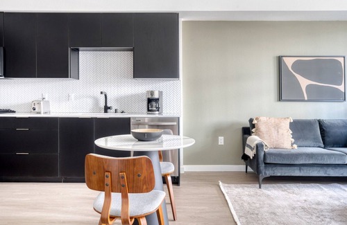 Emeryville Apartamento | Modern Emeryville 1BR w/ Pool, Gym & W/D, walk to Safeway, by Blueground