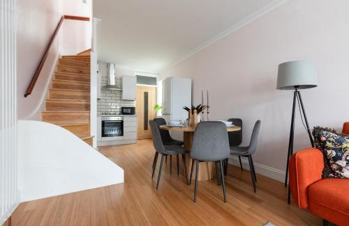 Streatham Apartamento | Modern Entire House with Garden