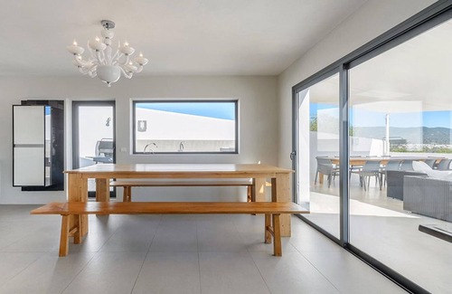 Cala Comte Villa | Villa moderna con vistas al mar