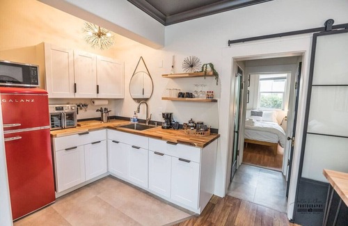 Downtown Apartamento | Modern Escape | Downtown Hotspot Near Hospitals