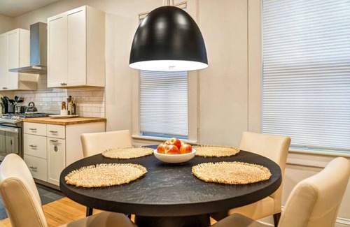 Stroudsburg Apartamento | Modern Escape Steps from Downtown Stroudsburg
