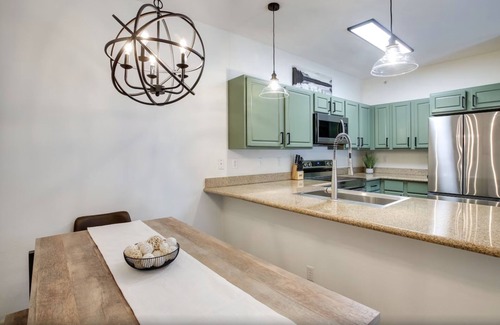 Coeur d'Alene Condominio | Modern Family-Friendly Condo - minutes to US 95 and downtown Coeur d'Alene