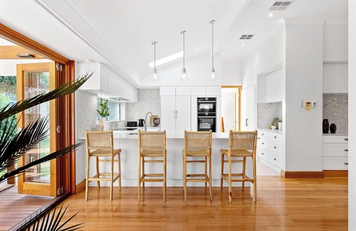 Kallaroo Casa | Modern Family Home with Pool and Entertaining Area