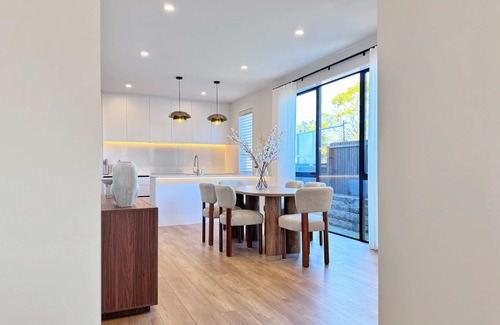 Auckland Casa | Modern Family St Heliers Stay 4BR & 1 Study vs AC