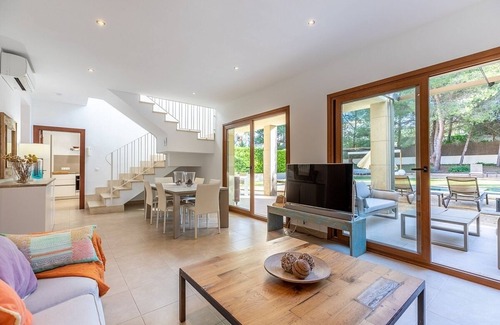 Mal Pas-Bon Aire Villa | Villa familiar moderna, aire acondicionado, piscina privada, a 5 minutos a pie de dos hermosas playas en Mal Pas, Alcudia.