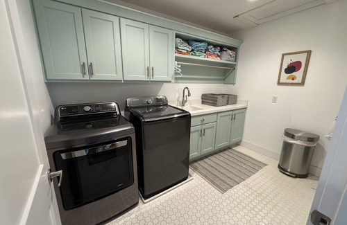 Bloomington Casa | Modern farm house escape. Family friendly, spacious, and quiet!