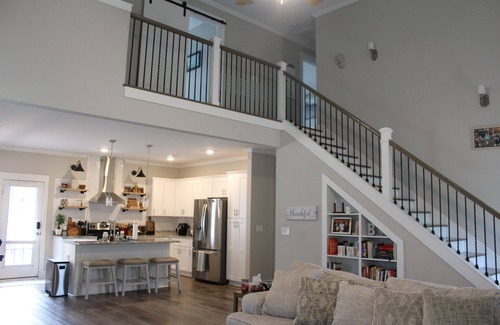 Grovetown Casa | Modern Farmhouse 9 miles from Augusta National