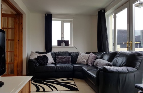 Llangynog Casa | Casa de campo moderna todo en el juego nr Pembrokeshire y Carmarthen, tina caliente, paddock propio