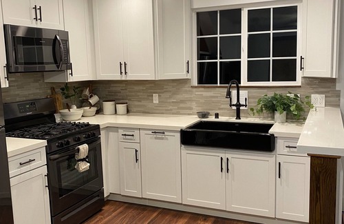 Crest Otro | Modern Farmhouse Hideaway near San Diego