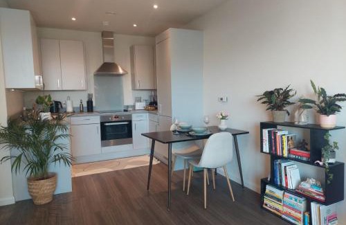 Botwell Apartamento | Modern Flat Close to Heathrow Airport & Central London