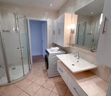 Sudostviertel Apartamento | Modern flat - for up to 7 people