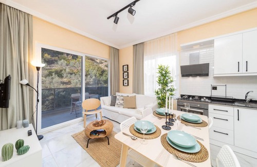 Avsallar Apartamento | Modern Flat With Shared Pool and Balcony in Alanya