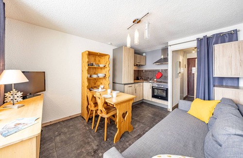 Montgellafrey Apartamento | Estudio moderno 4 pers, cerca de pistas, balcón sur