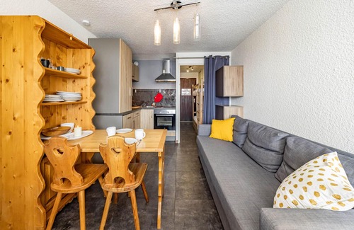 Montgellafrey Apartamento | Estudio moderno 4 pers, cerca de pistas, balcón sur