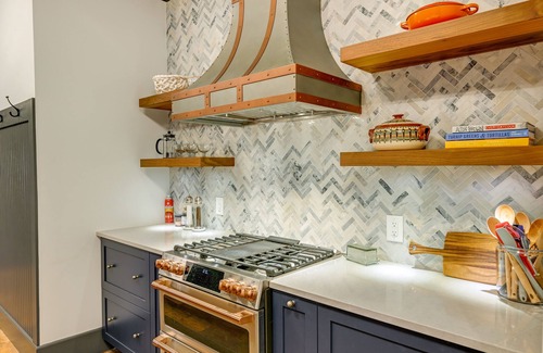 Franklin Apartamento | Modern Franklin Studio: Prime Downtown Location!