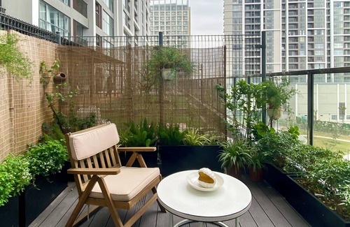 Le Chan Apartamento | Modern garden apartment for your family in Haiphong, with free pool and fitness