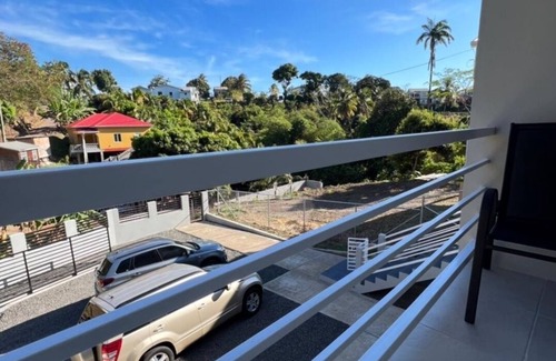 St. George's Apartamento | Modern, gated and safe apartment, quiet close to the beach and supermarket.