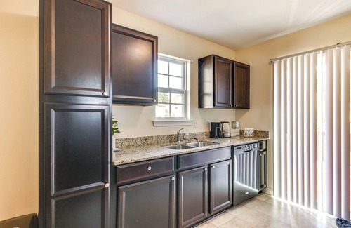 Lake Carolina Casa | Modern Gem: 18 Mi to Downtown Columbia!
