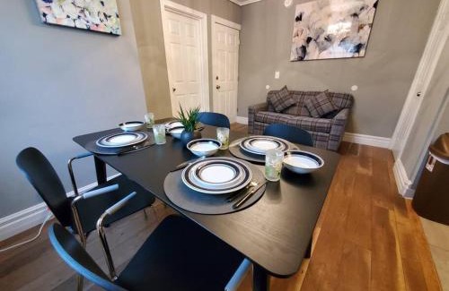 Niagara Falls Apartamento | Modern Getaway, Single Bedroom Full Apartment