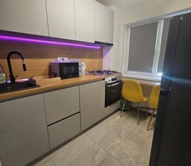 Braila Apartamento | Modern & Glam Studio Costi