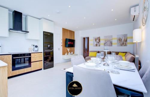 Croham Apartamento | Modern Ground Floor, 2 Bed, 2 Bath Apt By Livra Estate Short Lets & Serviced Accommodation South Croydon With Garden