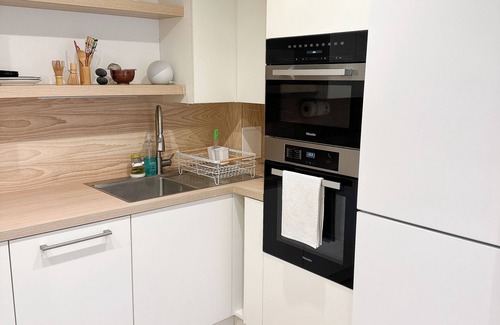 Selhurst Apartamento | Modern ground floor flat- great transport links. Private parking space included.