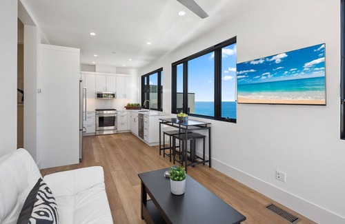 Laguna Beach Casa | Spectacular Panoramic Ocean/Canyon View, Secluded Grounds, Brand New Guest House