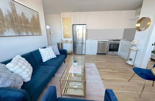 Williamsburg Apartamento | Modern Guest Suite with Large Private Terrace Williamsburg