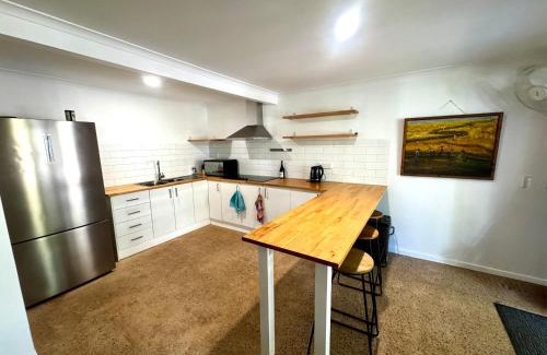 Ludmilla Apartamento | Modern Guesthouse in Ludmilla