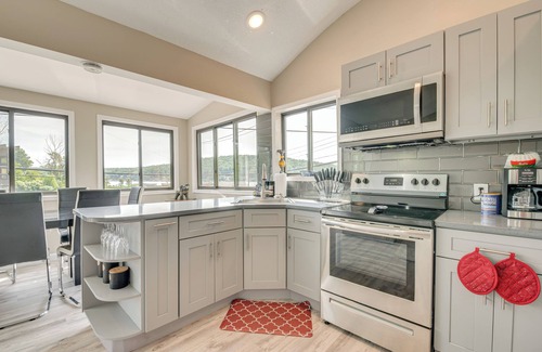 Harveys Lake Apartamento | Modern Harveys Lake Apartment w/ Beach Access!