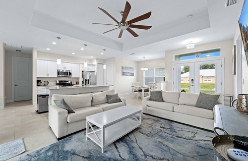 North Port Casa | Modern Heated Pool Home Close To Downtown Shopping