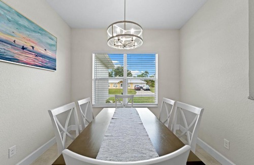 North Port Casa | Modern Heated Pool Home Close To Downtown Shopping