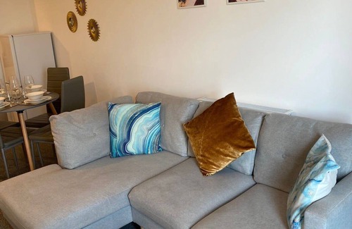 George Green Apartamento | Modern Heathrow 1 Bed Serviced Apartment