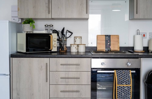 George Green Apartamento | Modern Heathrow 2 Bed 2 Bath Serviced Apartment