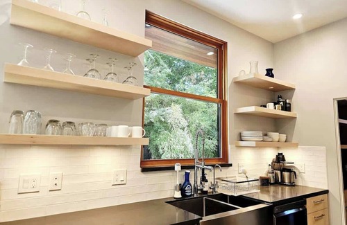 Felton Casa | Modern Hideaway in the Redwoods