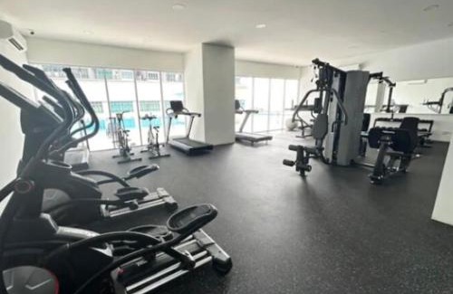 Salak South Apartamento | Modern High-Floor 2BR Retreat 9km to KL City Centre