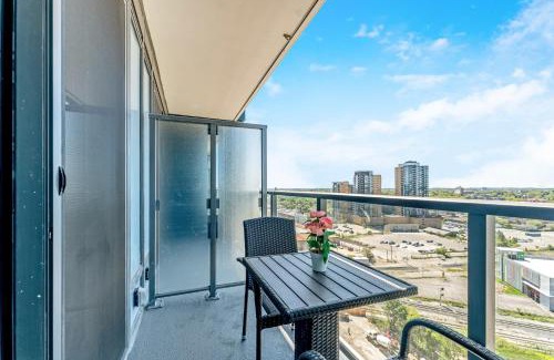 Kitchener Casa | Modern High Rise King bed Condo with Private Balcony