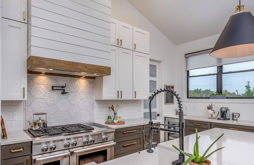 Travis Settlement Casa | Hill Country Retreat. Sleeps 10 comfortably. Great for family or friend reunions