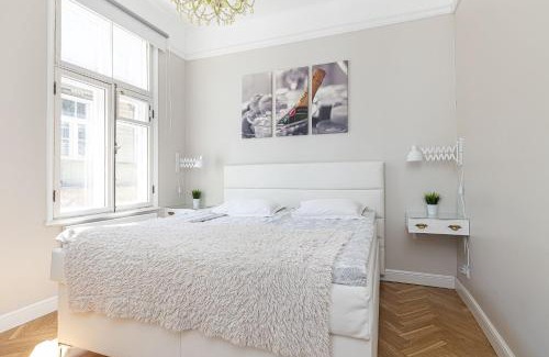 Tatari Apartamento | Modern History Apartment