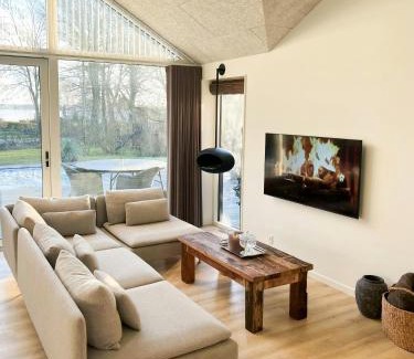 Holbaek Casa | Modern Holiday Home By Holbæk Fjord