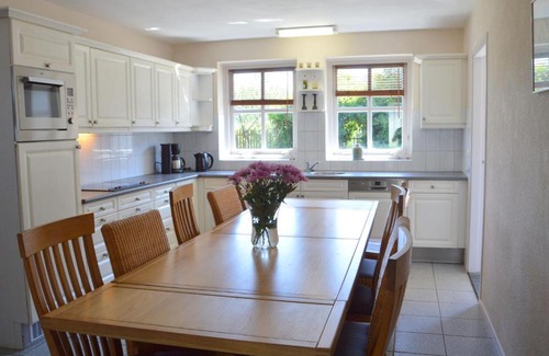 Zijtaart Casa | Modern Holiday Home in Veghel with Private Garden