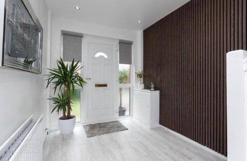 Castlereagh Casa | Modern home 10 mins to Belfast City