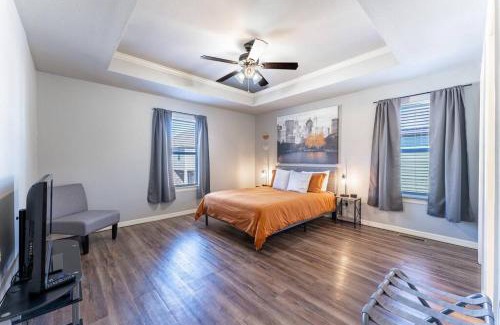 Fayetteville Casa | Modern Home 10 minutes from Dickson St & U of A