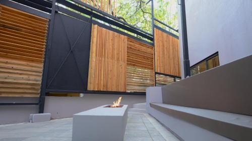 Medical Center District Villa | Modern home at Oaks Hill Country Club