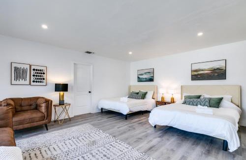 Charter Oak Casa | Modern Home - Family Fun Hub - Getaway - Billiards By Zen Living Short Term Rental
