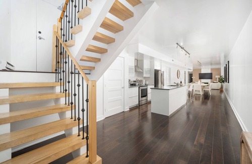 Cote-Des-Neiges—Notre-Dame-De-Grace Apartamento | Modern Home in Notre-Dame-de-Grâce. 5min Walk from Royal Victoria Hospital
