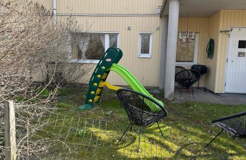 Kauniainen Casa | Modern Home in Peaceful Area with Private Lawn, BBQ & Free Parking